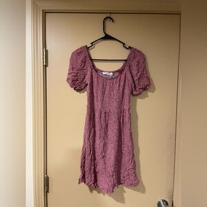 Chic Maroon Floral Mini Dress with Puff Sleeves